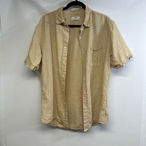 Uniqlo Men's Short-Sleeve Button-Down Shirt in Beige
